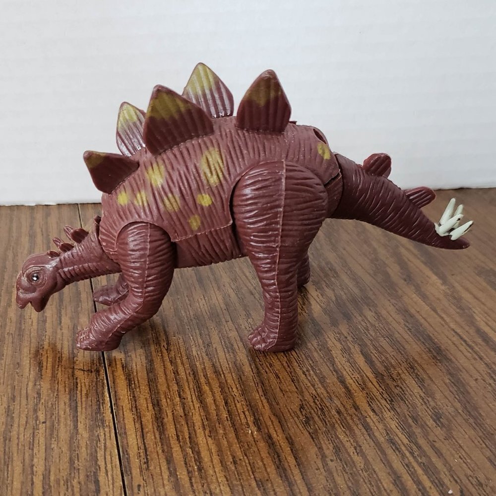 Stegosaurus 4 Inch Red Plastic Dinosaur Toy K&M 2001